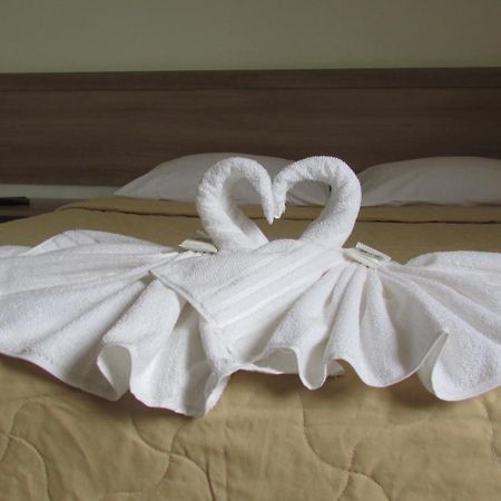 גוברנדור ולדארס Hotel Oitis מראה חיצוני תמונה
